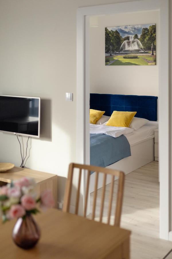 Wola Chic Blue Apartment ワルシャワ エクステリア 写真