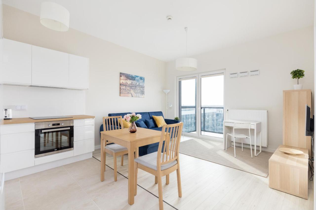 Wola Chic Blue Apartment ワルシャワ エクステリア 写真